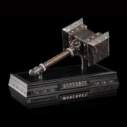 Репліка WARCRAFT Doomhammer of Orgrim by WETA