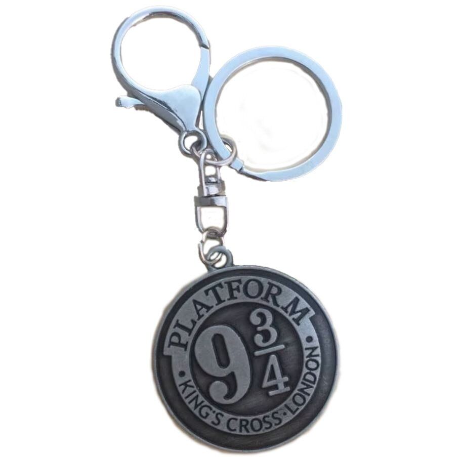 Брелок Harry Potter Hogwarts express Платформа 9 3/4 Гаррі Поттер (колір сірий)