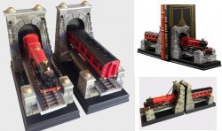 Статуэтка Hogwarts Express Bookend Set